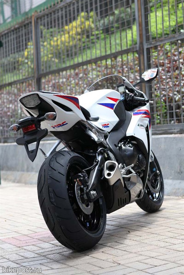 РњРѕС‚РѕС†РёРєР» Honda CBR 1000